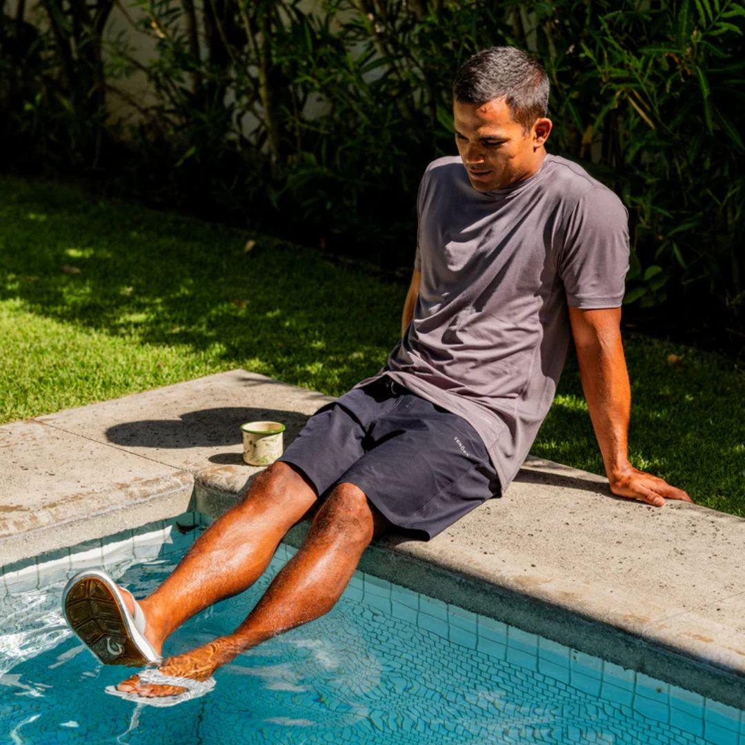 OluKai Men's Ahi Kai Sandals